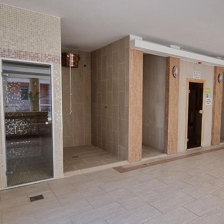 דירות Relax Wellness Studio Hajdúszoboszló מראה חיצוני תמונה