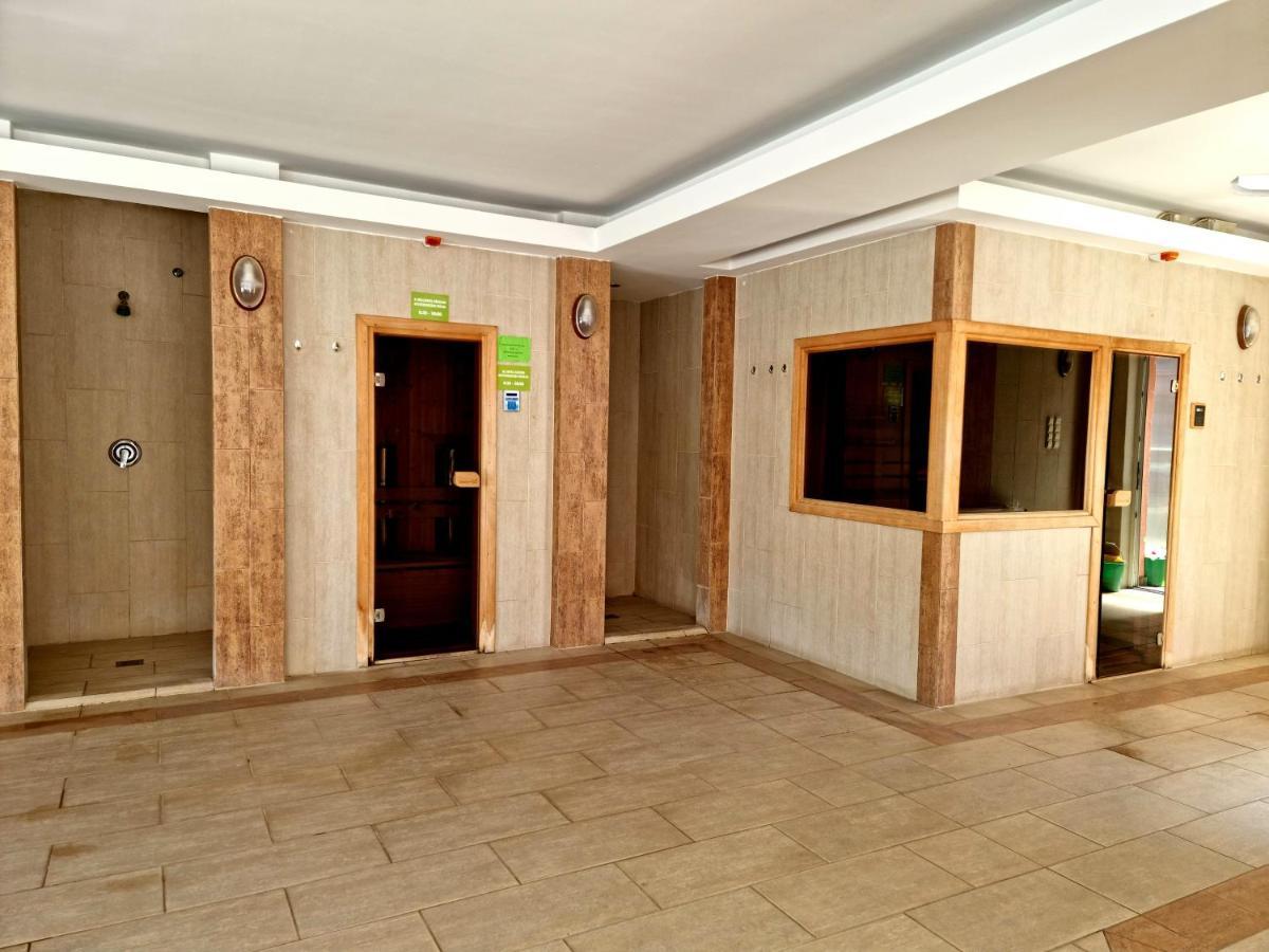 דירות Relax Wellness Studio Hajdúszoboszló מראה חיצוני תמונה