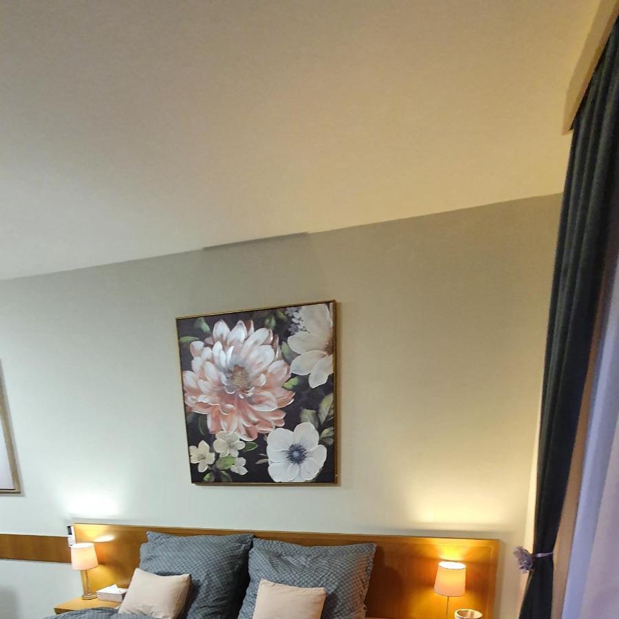 דירות Relax Wellness Studio Hajdúszoboszló מראה חיצוני תמונה